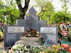 20120425-Armenia-AssyrianGenocideMonument