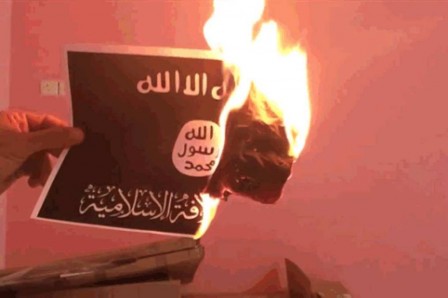 04-isis-flag-burn-1.w529.h352.2x